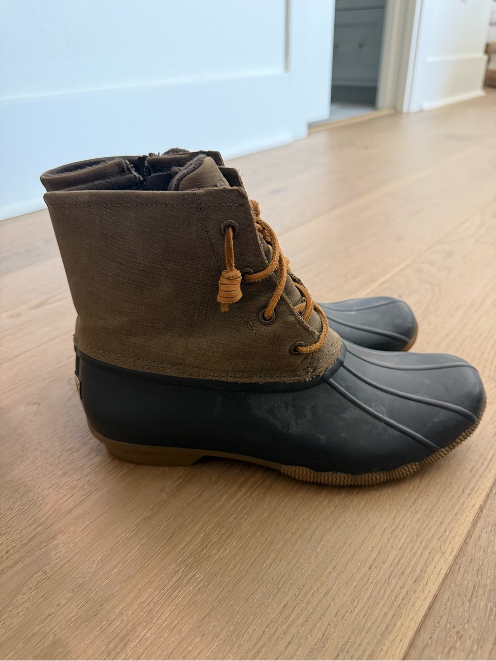 Sperry Brown and Black Duck Boots